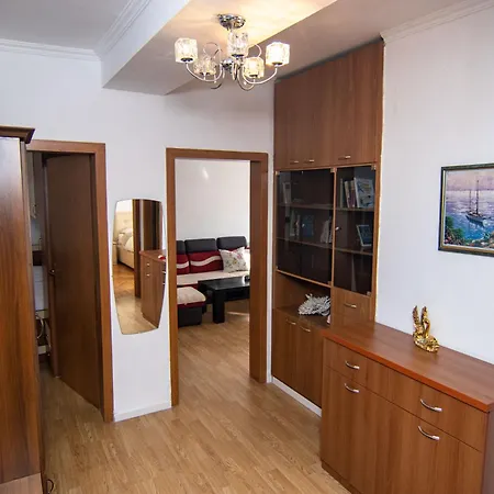 Ln 公寓 Durrës