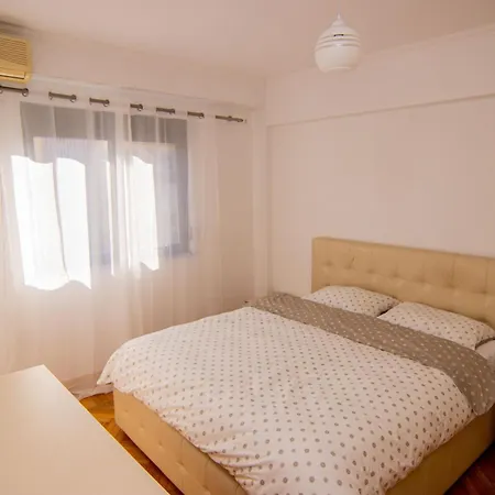 Apartment Ln *